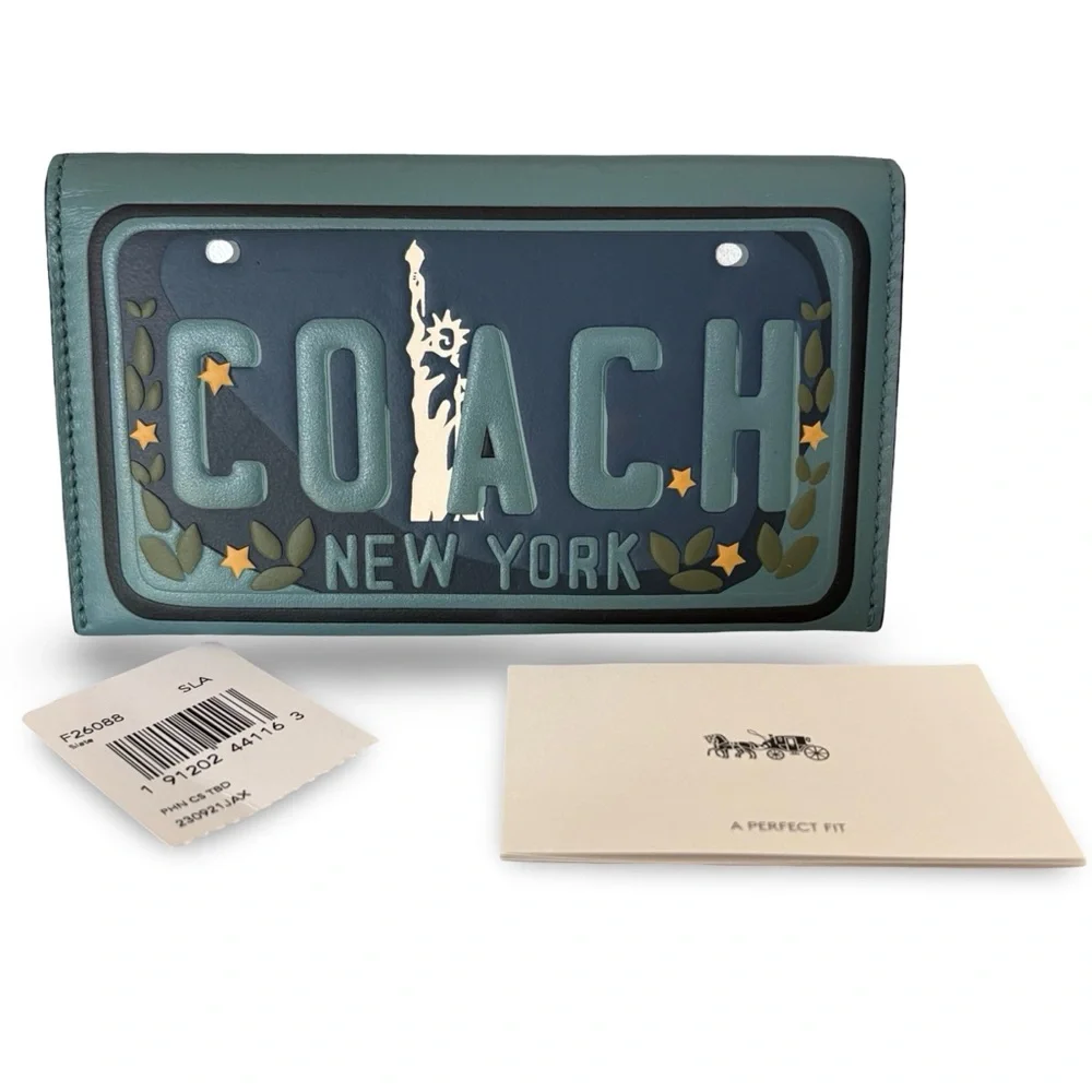 NWT Rare Coach NYC Ltd Ed License Plate Wallet Puffy Phone Case Clutch | F26088 - Picture 3 of 16